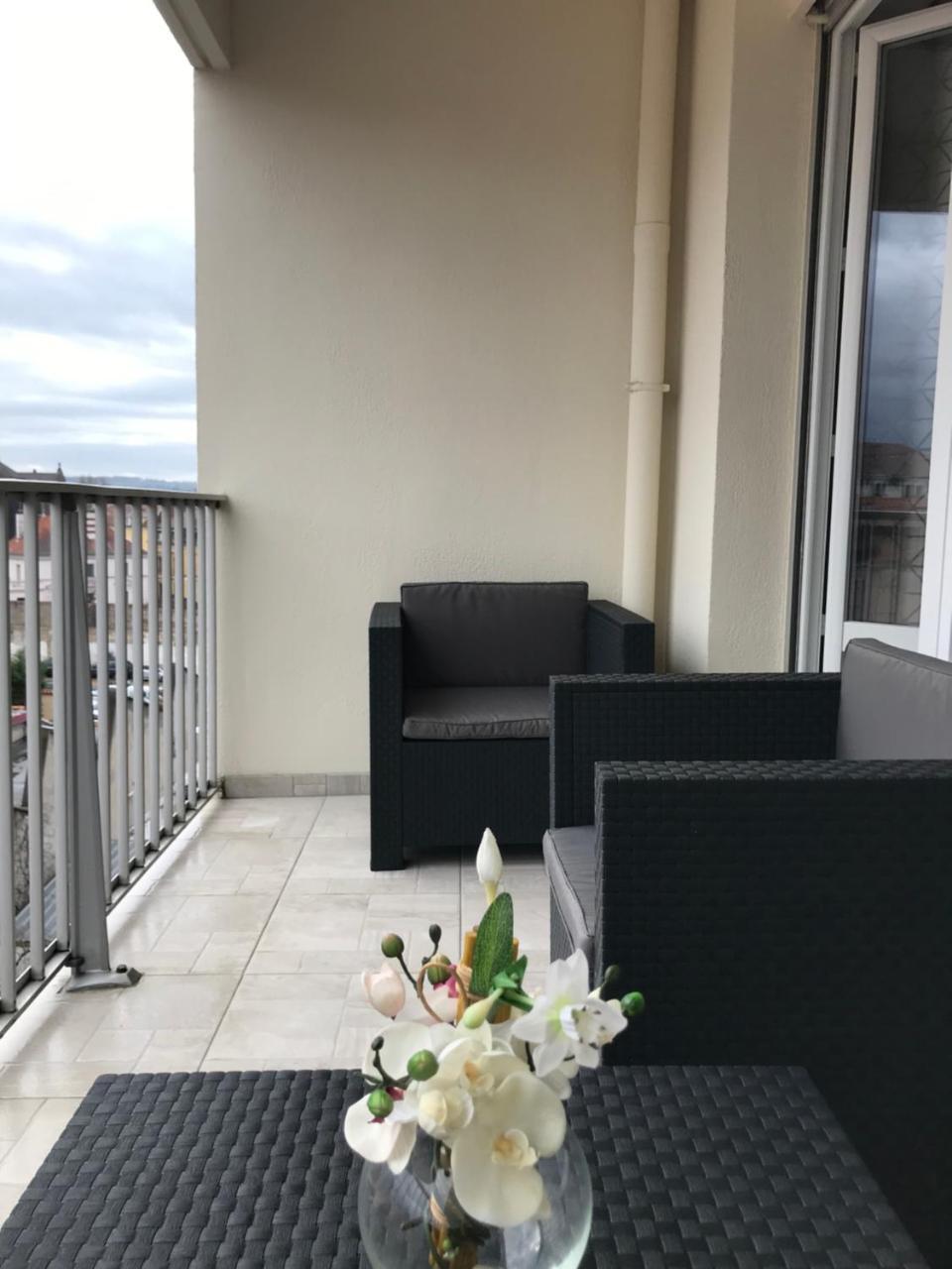 Roanne-Centre Appartement Bagian luar foto
