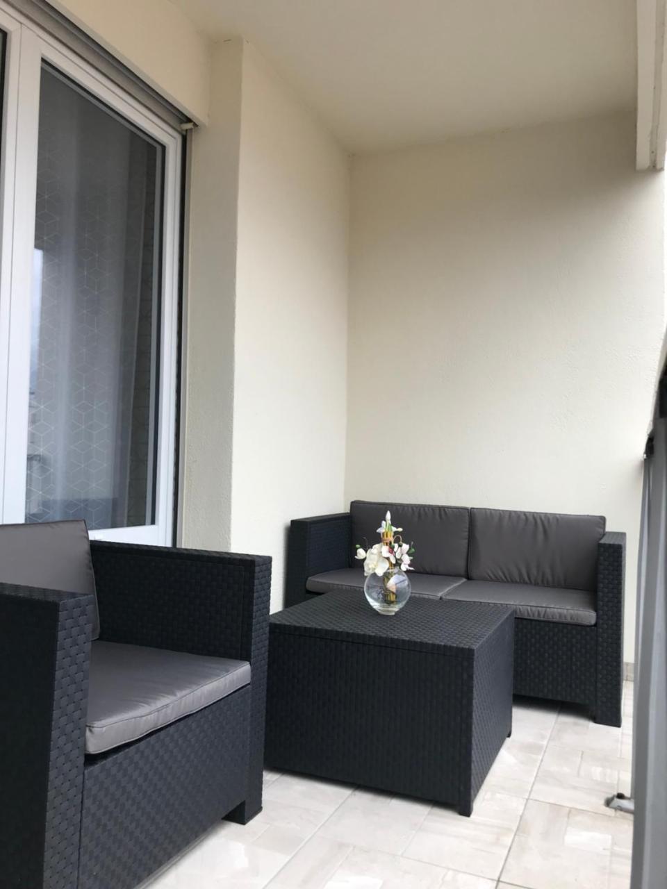 Roanne-Centre Appartement Bagian luar foto